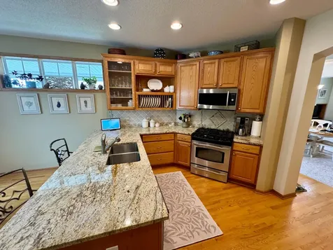 4711 Walnut Grove Lane N Plymouth MN 55446