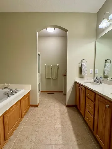 4711 Walnut Grove Lane N Plymouth MN 55446