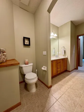 4711 Walnut Grove Lane N Plymouth MN 55446
