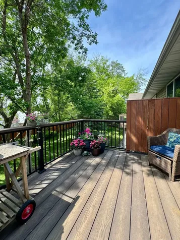 4711 Walnut Grove Lane N Plymouth MN 55446