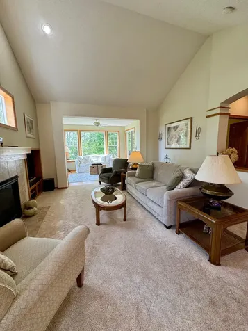 4711 Walnut Grove Lane N Plymouth MN 55446