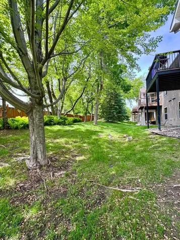 4711 Walnut Grove Lane N Plymouth MN 55446