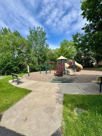 4711 Walnut Grove Lane N Plymouth MN 55446
