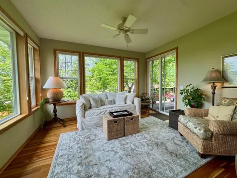 4711 Walnut Grove Lane N Plymouth MN 55446