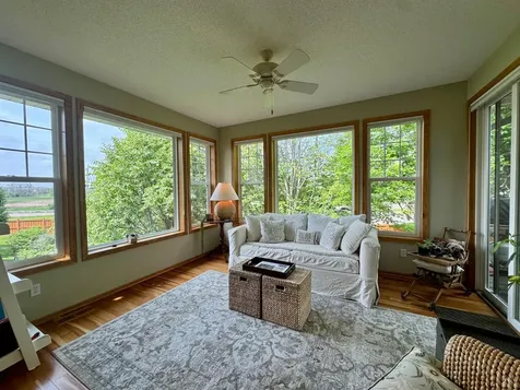 4711 Walnut Grove Lane N Plymouth MN 55446