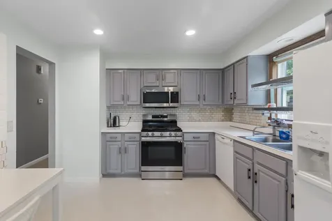 4990 148th Path W Apple Valley MN 55124