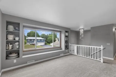 4990 148th Path W Apple Valley MN 55124