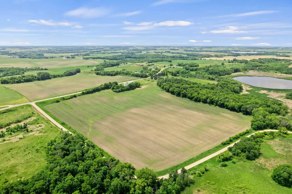 Tbd Dodd Road Kilkenny MN 56052