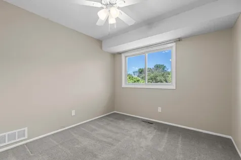604 Portland Place Burnsville MN 55337