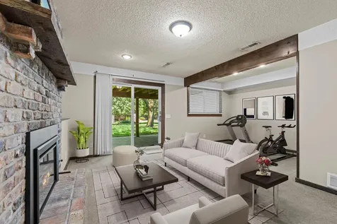 604 Portland Place Burnsville MN 55337