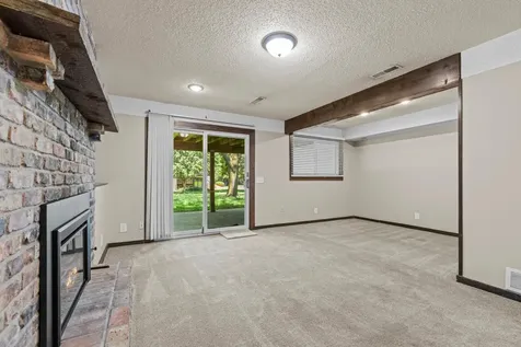 604 Portland Place Burnsville MN 55337