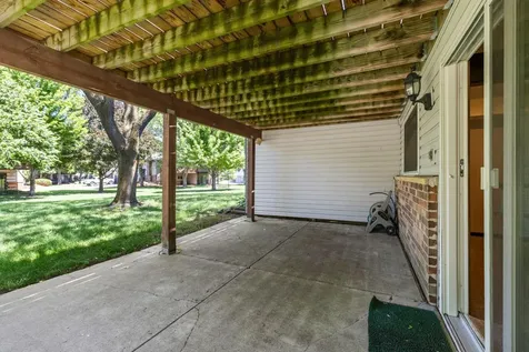 604 Portland Place Burnsville MN 55337