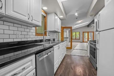 6199 Peterdale Road Garrison MN 56450