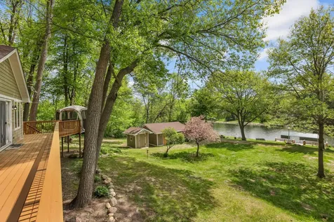 6199 Peterdale Road Garrison MN 56450