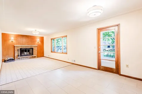 8324 62nd Avenue N Brooklyn Park MN 55428