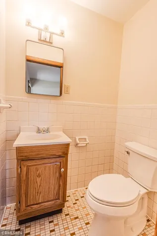 8324 62nd Avenue N Brooklyn Park MN 55428