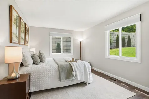 6869 Langford Drive Edina MN 55436