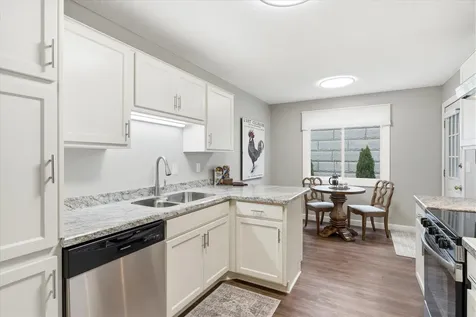 6869 Langford Drive Edina MN 55436