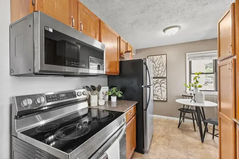 1965 Montana Avenue E Saint Paul MN 55119