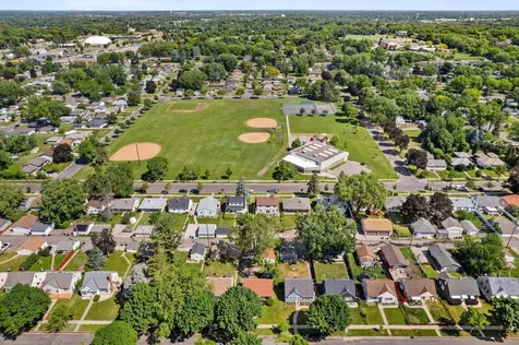 1965 Montana Avenue E Saint Paul MN 55119