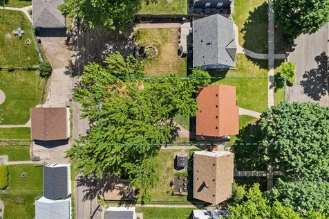 1965 Montana Avenue E Saint Paul MN 55119