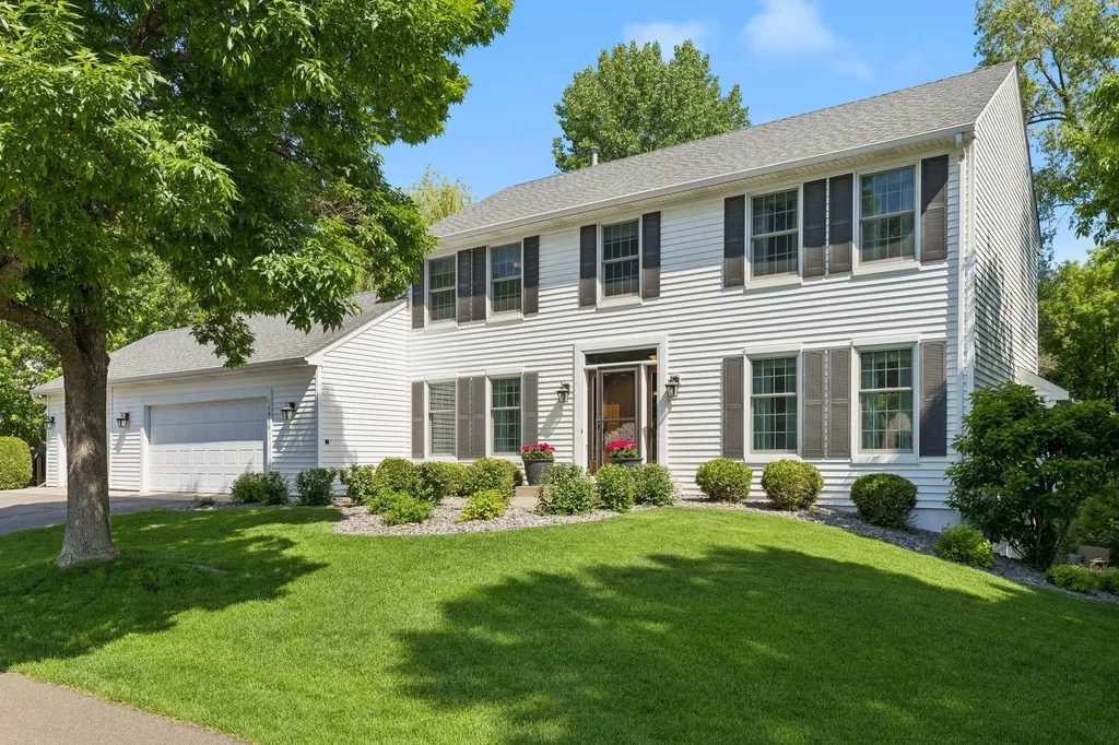 10956 N Eagle Lake Boulevard Maple Grove MN 55369