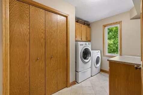 10956 N Eagle Lake Boulevard Maple Grove MN 55369