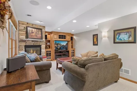 10956 N Eagle Lake Boulevard Maple Grove MN 55369