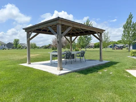 1932 Clear Creek Boulevard Detroit Lakes MN 56501
