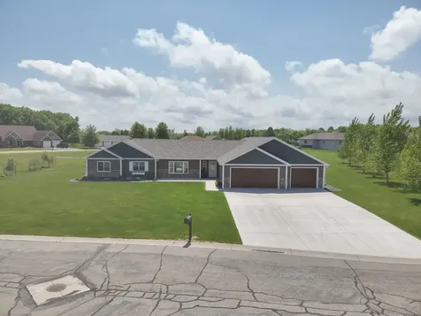 1932 Clear Creek Boulevard Detroit Lakes MN 56501