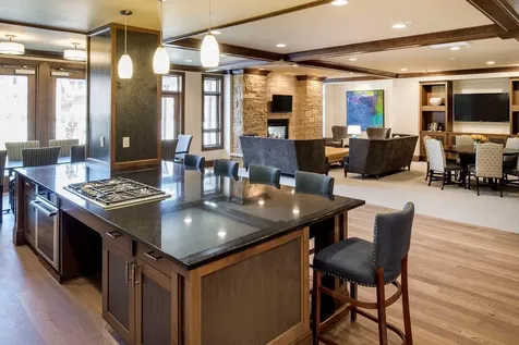 875 Lake Street N Wayzata MN 55391