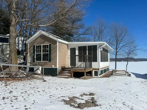2221 Reubens Lane SW #35 Farwell MN 56327