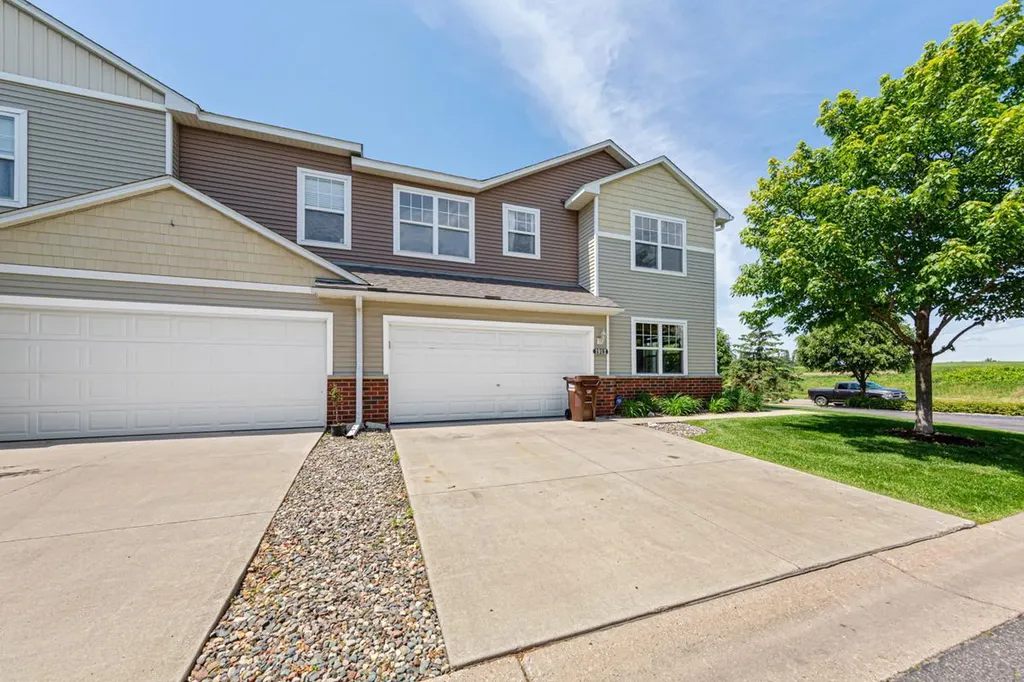 1912 Rose Way Hastings MN 55033