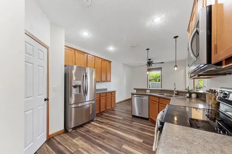 1912 Rose Way Hastings MN 55033