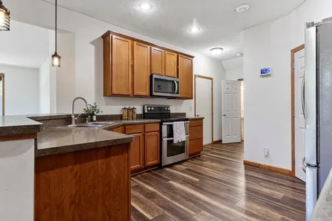 1912 Rose Way Hastings MN 55033