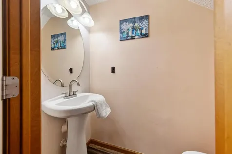 1912 Rose Way Hastings MN 55033