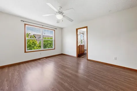 1912 Rose Way Hastings MN 55033