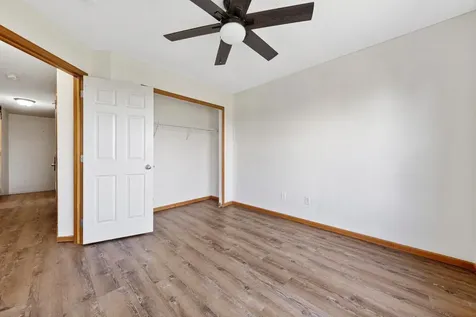 1912 Rose Way Hastings MN 55033