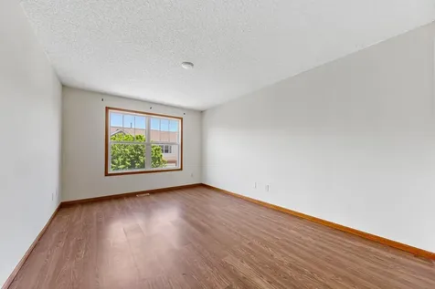 1912 Rose Way Hastings MN 55033