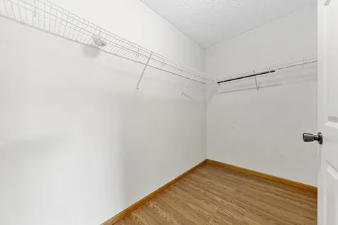 1912 Rose Way Hastings MN 55033
