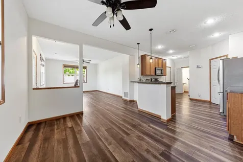 1912 Rose Way Hastings MN 55033