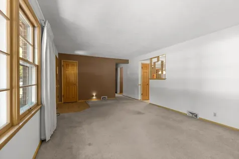 8117 Iris Drive N Brooklyn Park MN 55428