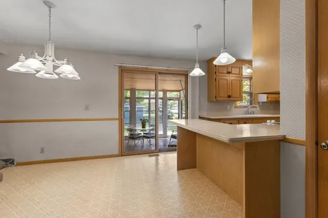 8117 Iris Drive N Brooklyn Park MN 55428