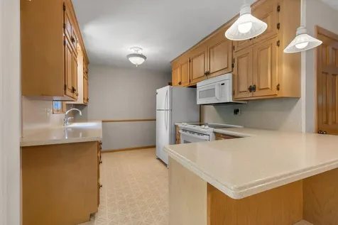8117 Iris Drive N Brooklyn Park MN 55428