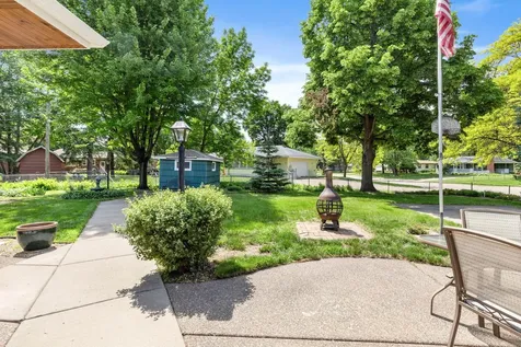 8117 Iris Drive N Brooklyn Park MN 55428