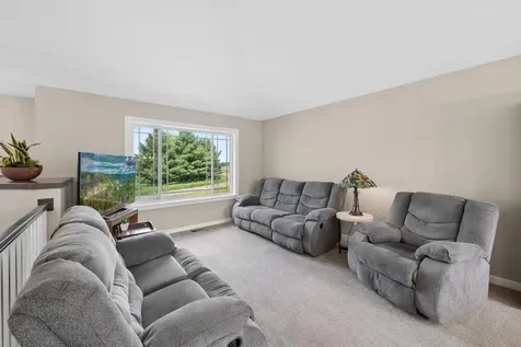 1850 357th Avenue NE Cambridge MN 55008
