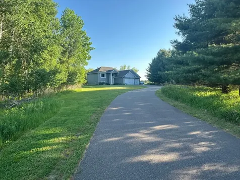1850 357th Avenue NE Cambridge MN 55008