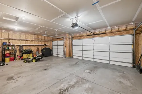 1850 357th Avenue NE Cambridge MN 55008