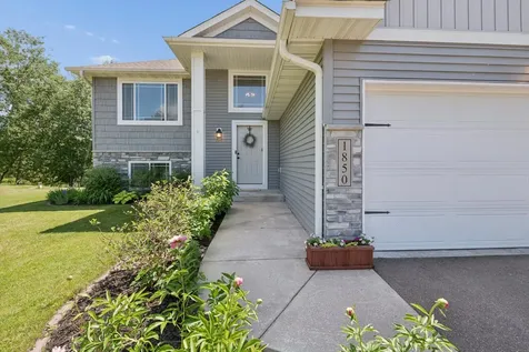 1850 357th Avenue NE Cambridge MN 55008