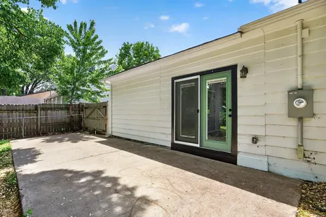 6018 Camden Avenue N Brooklyn Center MN 55430